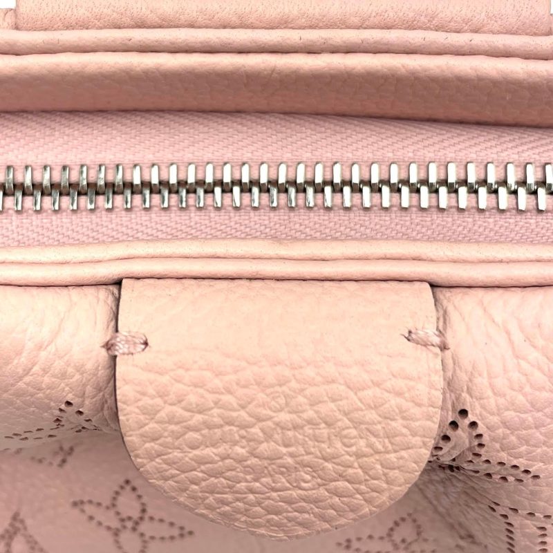 LOUIS VUITTON Mahina Scala Mini Bag -Magnolia - Image 9