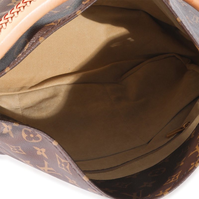 Louis Vuitton Monogram Canvas Artsy MM - Image 3