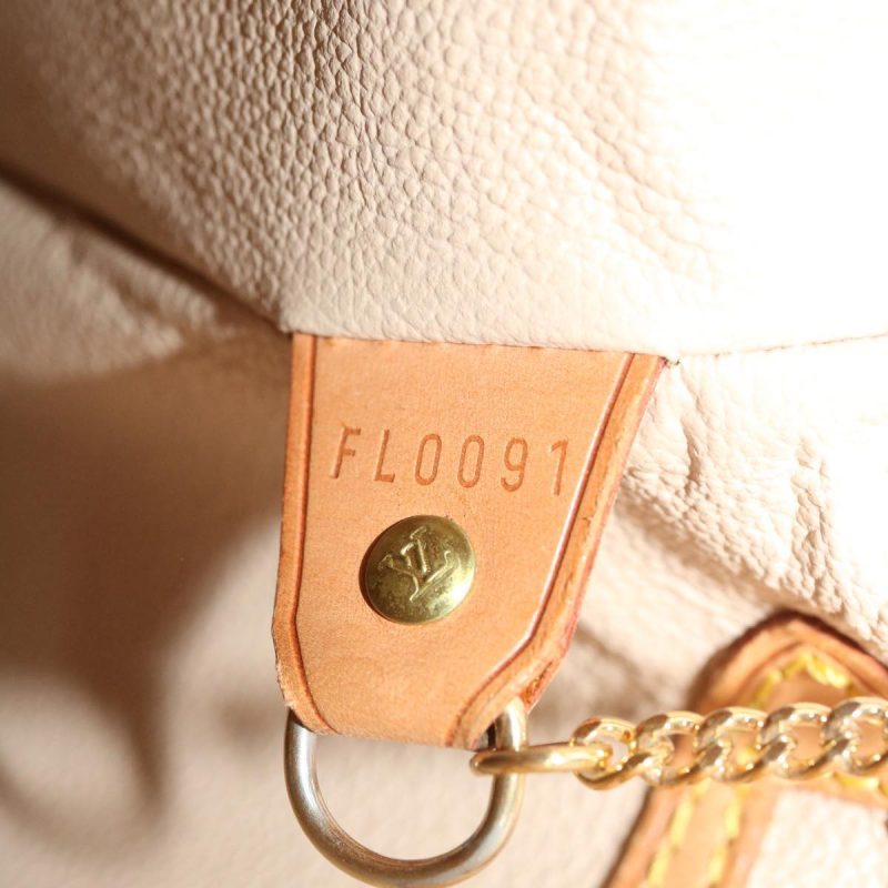 Louis Vuitton Bucket PM Shoulder Bag - Image 6