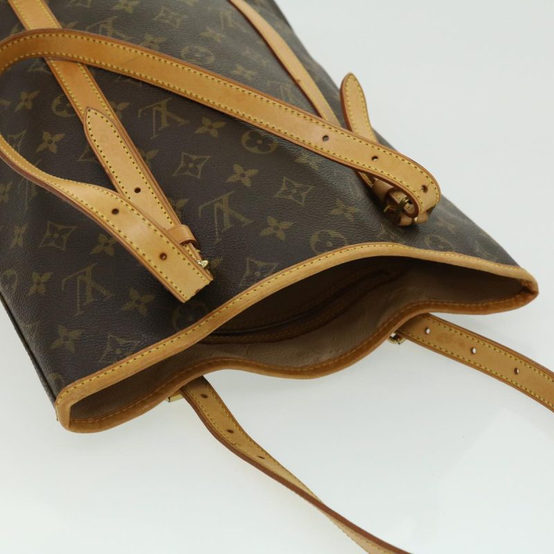 Louis Vuitton Bucket GM Shoulder Bag - Image 4