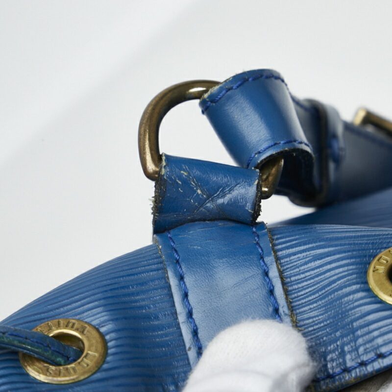 LOUIS VUITTON Epi Noe Shoulder Bag M44005 Toledo Blue Leather Ladies - Image 4