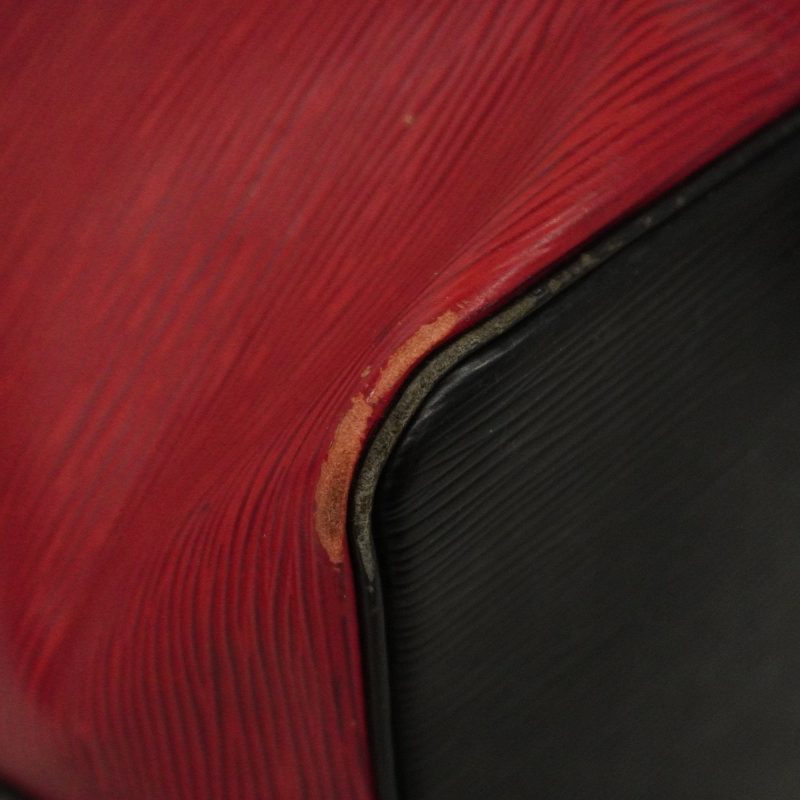 Louis Vuitton  Epi Petit Noe M44172 Women's Shoulder Bag Castilian Red,Noir - Image 5