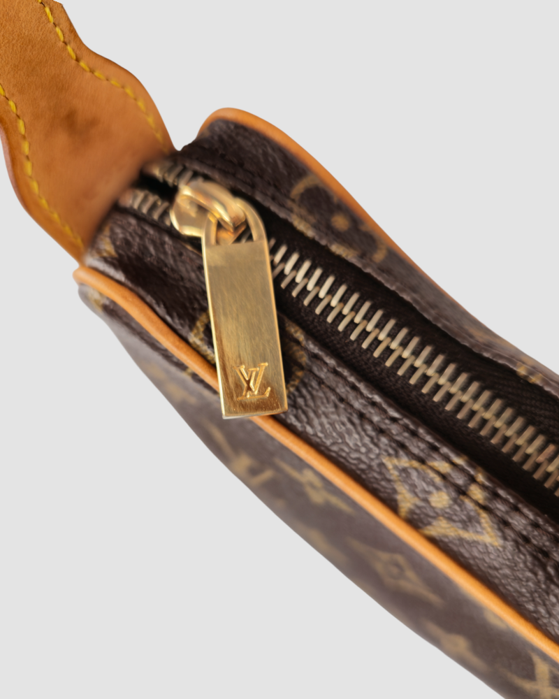 Louis Vuitton Croissant PM - Image 9