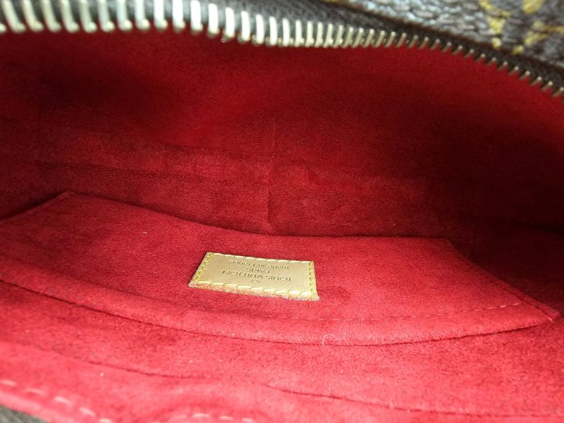 Louis Vuitton Croissant PM - Image 10