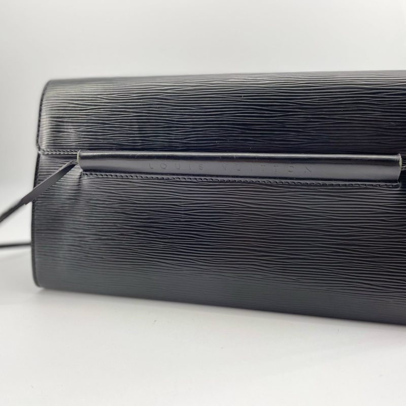 Louis Vuitton Dinard shoulder bag - Image 16