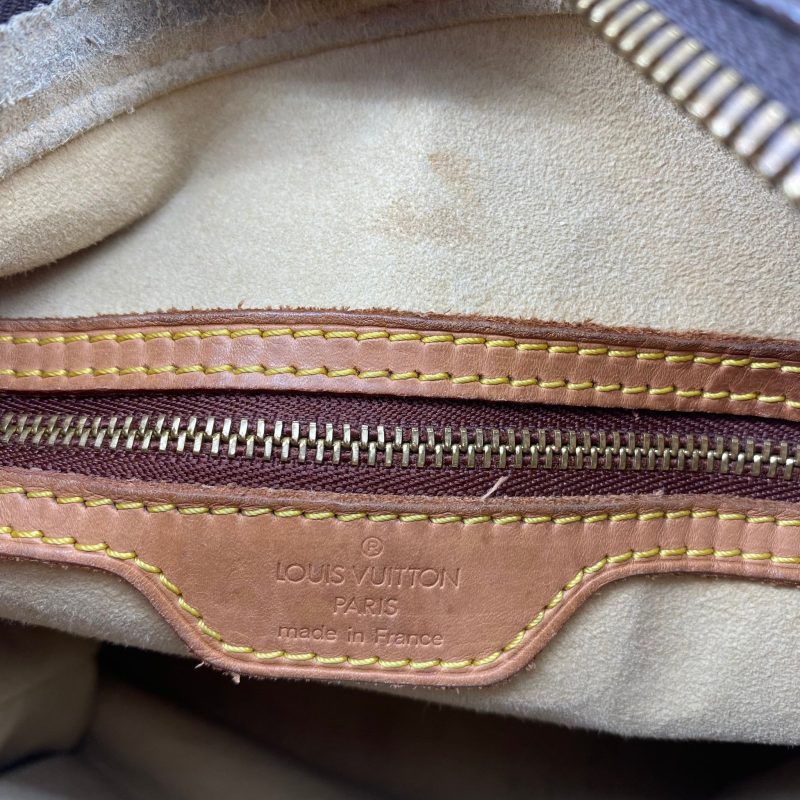 Louis Vuitton Looping GM TWS - Image 17