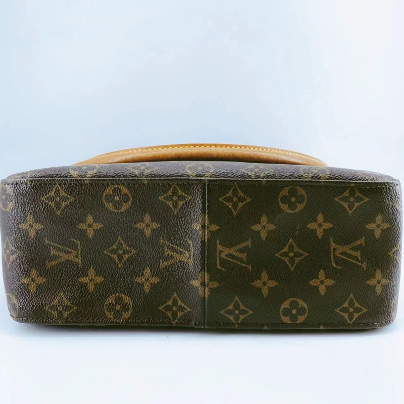 Louis Vuitton Looping GM TWS - Image 11