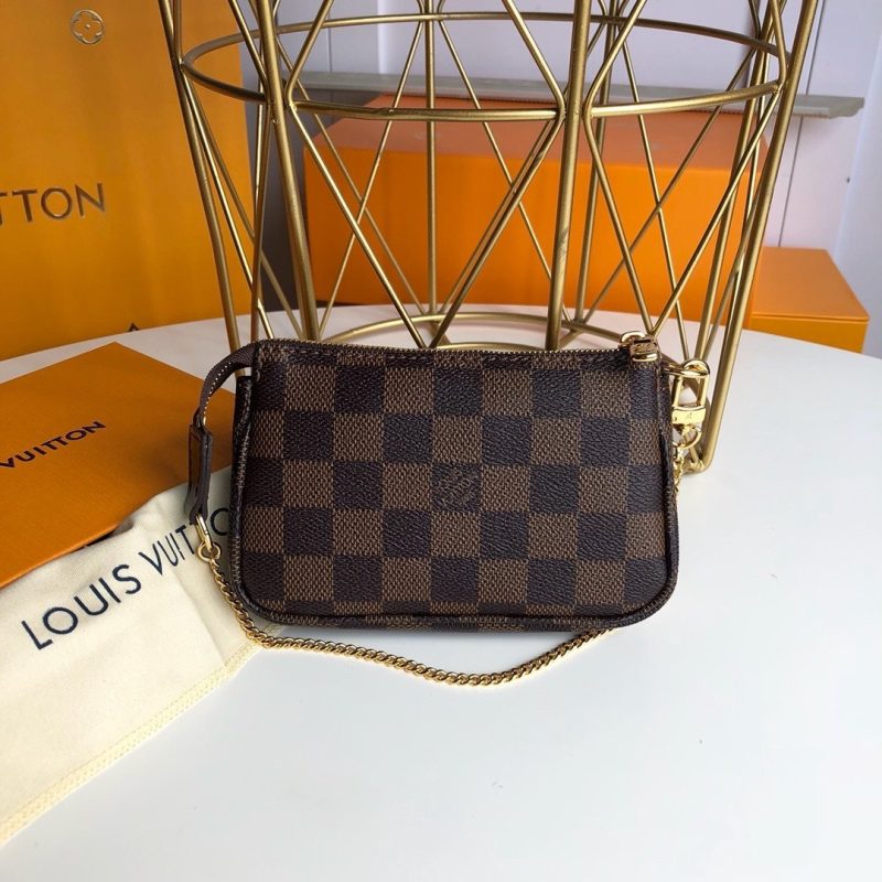 Louis Vuitton mini pochette accessoires - Image 8