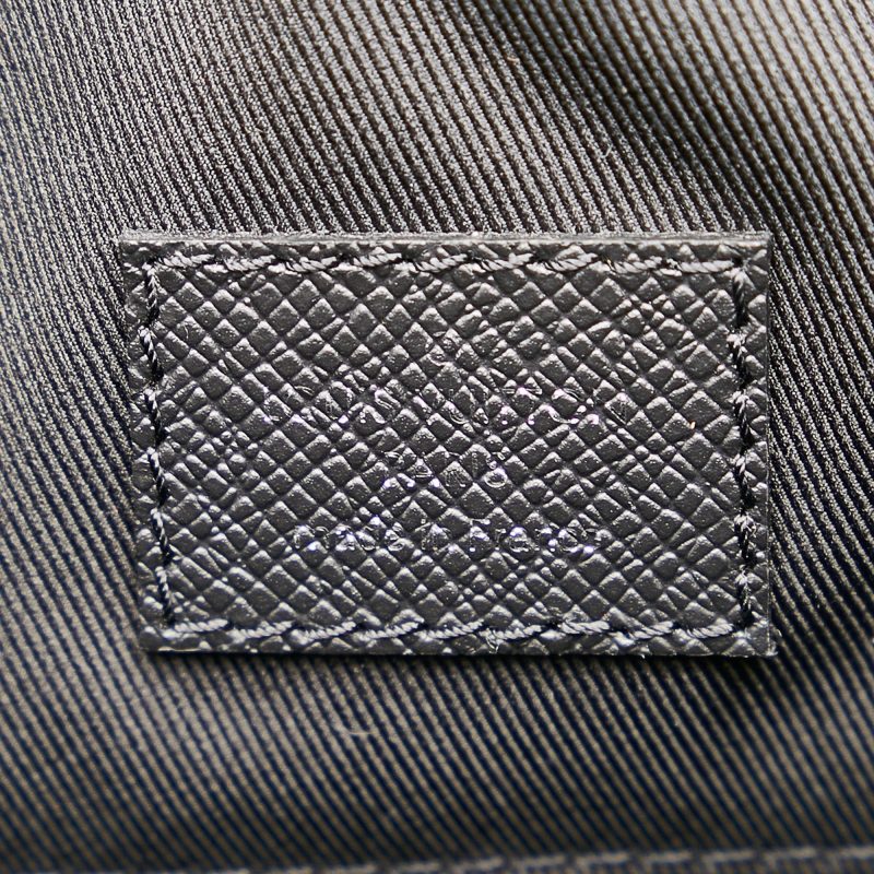 Louis Vuitton Outdoor Tote Black Taïgarama - Image 6