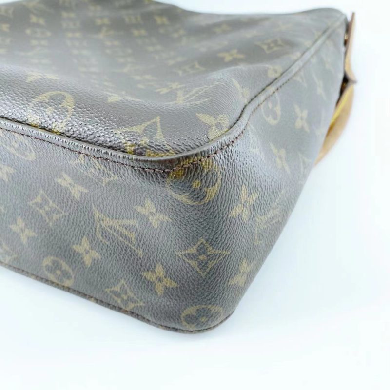 Louis Vuitton Looping GM TWS - Image 9