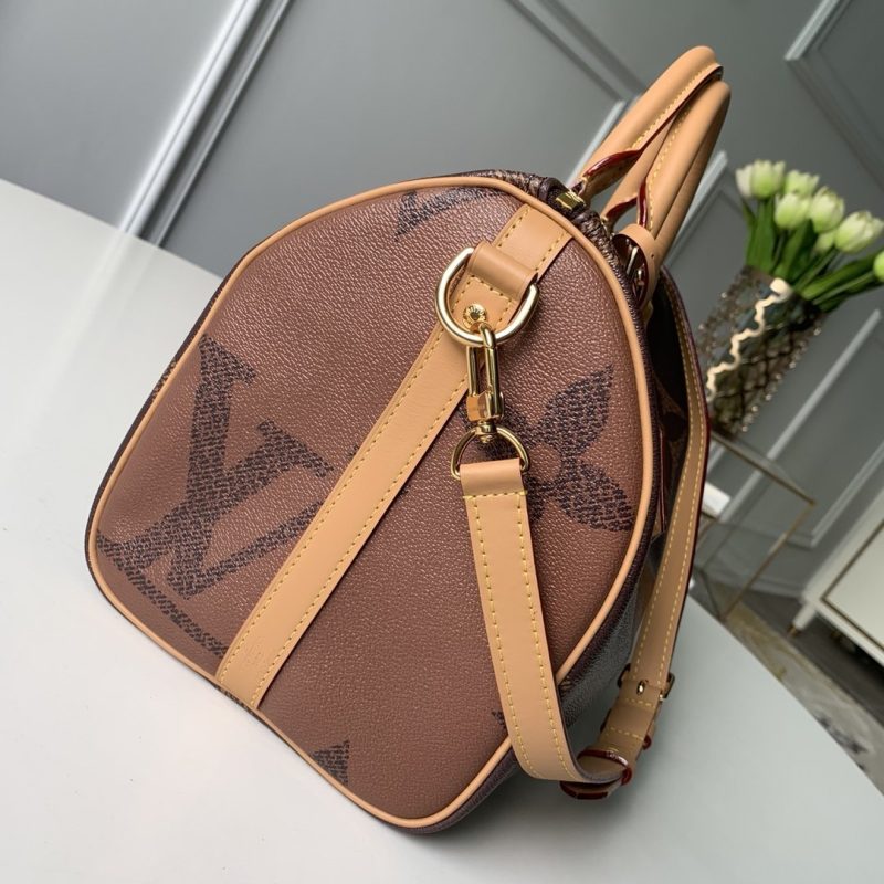 Louis Vuitton Giant Monogram Speedy Bag - Image 4