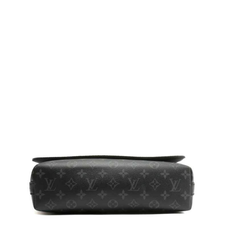 LOUIS VUITTON District Messenger MM Monogram Eclipse - Image 7