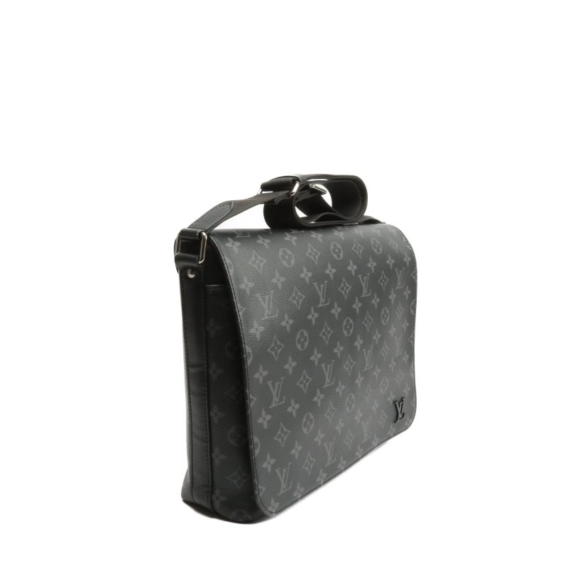 LOUIS VUITTON District Messenger MM Monogram Eclipse - Image 2