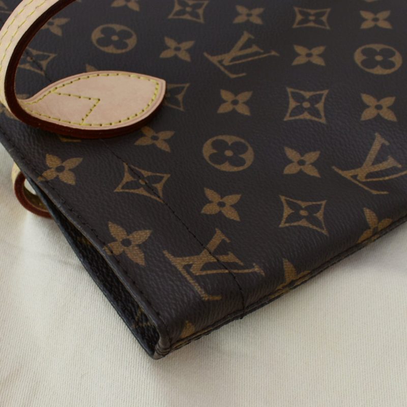 LOUIS VUITTON Carry it Monogram Canvas Shoulder Bag Brown - Image 4