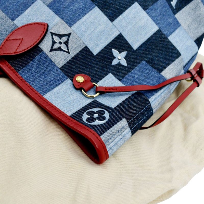 LOUIS VUITTON Neverfull MM Patchwork Monogram Denim Shoulder Bag Blue - Image 4