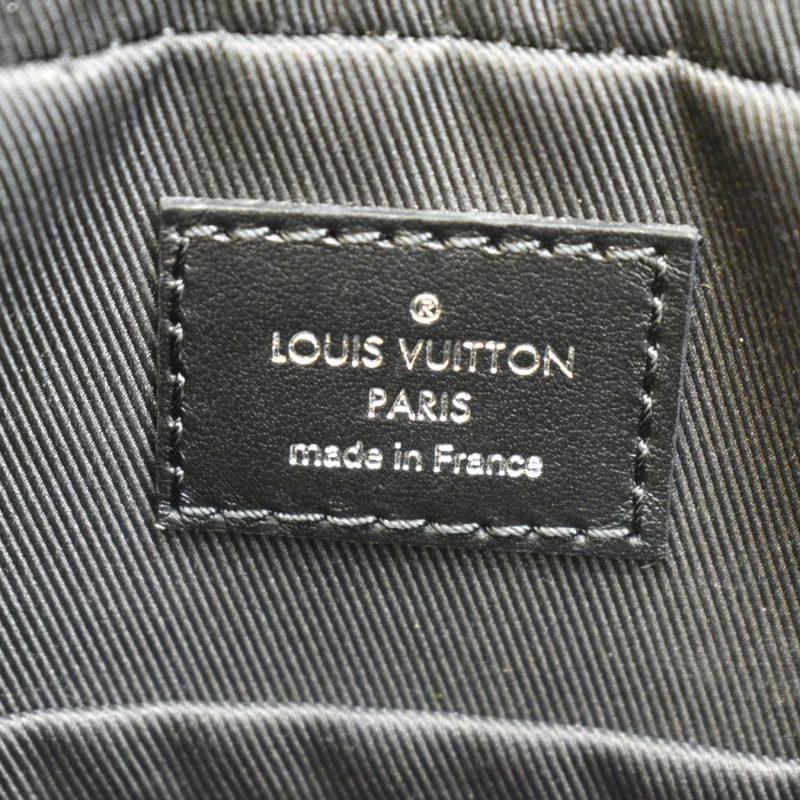 LOUIS VUITTON Trio Damier Graphite Messenger Bag Gray - Image 12