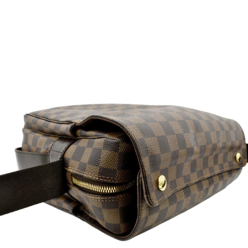 LOUIS VUITTON Naviglio Damier Ebene Messenger Bag Brown - Image 4