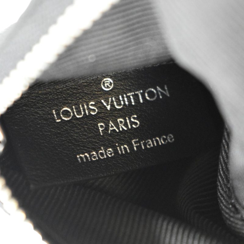 LOUIS VUITTON Trio Damier Graphite Messenger Bag Gray - Image 10