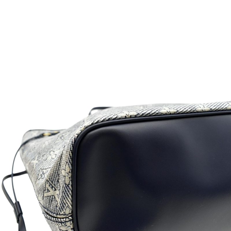 LOUIS VUITTON Neverfull MM Autres Toiles Monogram Canvas Tote Bag Metallic Chrome - Image 8