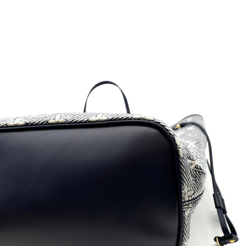 LOUIS VUITTON Neverfull MM Autres Toiles Monogram Canvas Tote Bag Metallic Chrome - Image 7