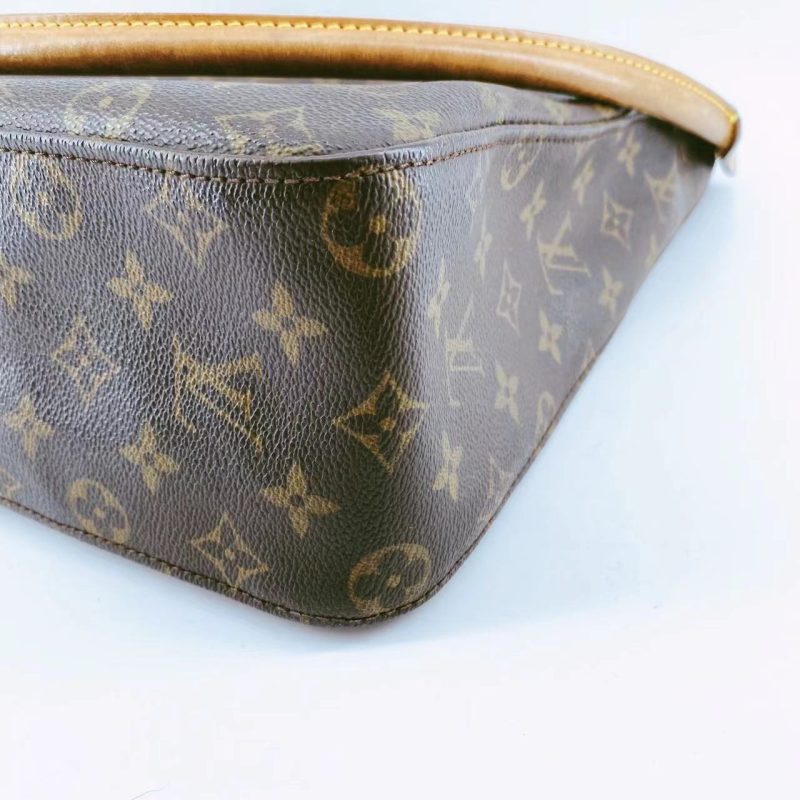 Louis Vuitton Looping GM TWS - Image 6
