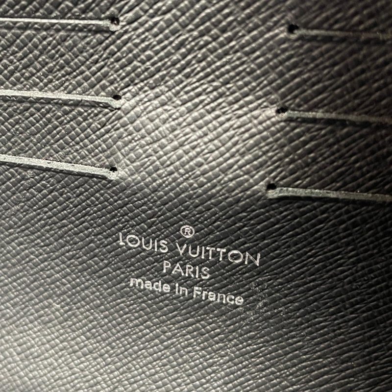 LOUIS VUITTON Kasai Clutch Damier Graphite - Image 8