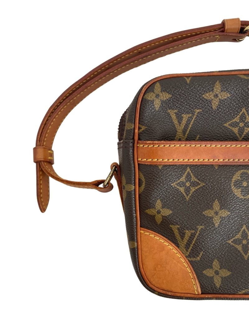 Louis Vuitton Trocadero 24 Monogram - Image 2