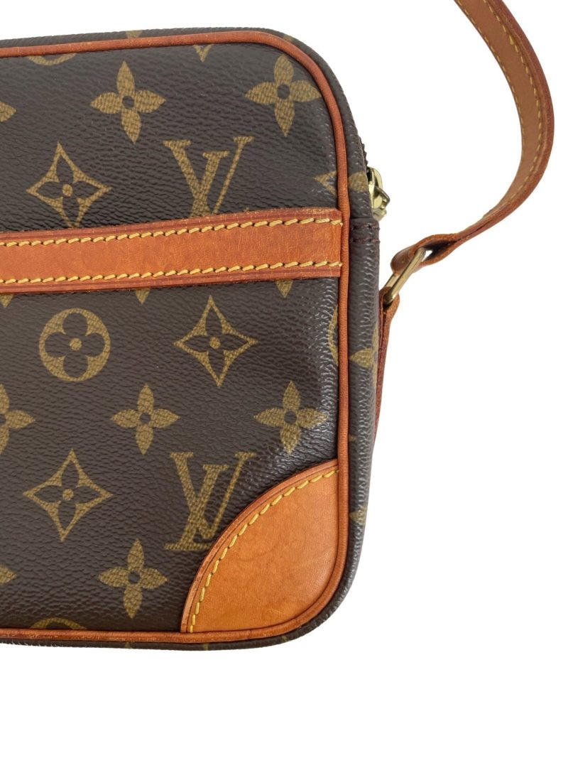 Louis Vuitton Trocadero 24 Monogram - Image 4
