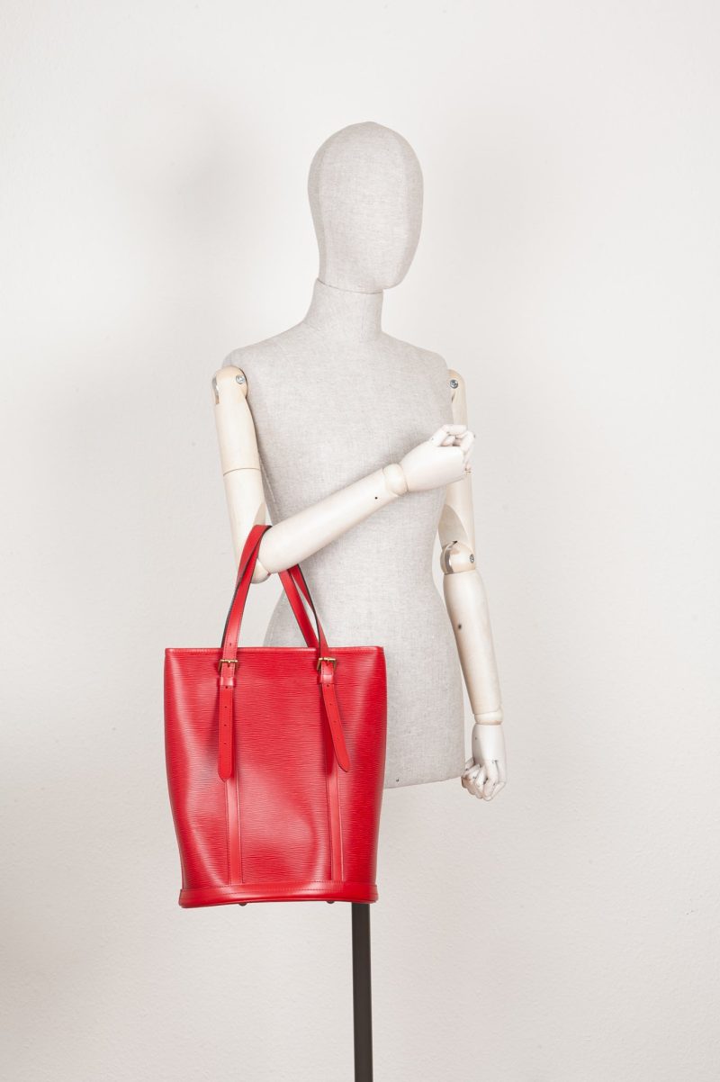 Louis Vuitton Bucket Bag GM Pochette