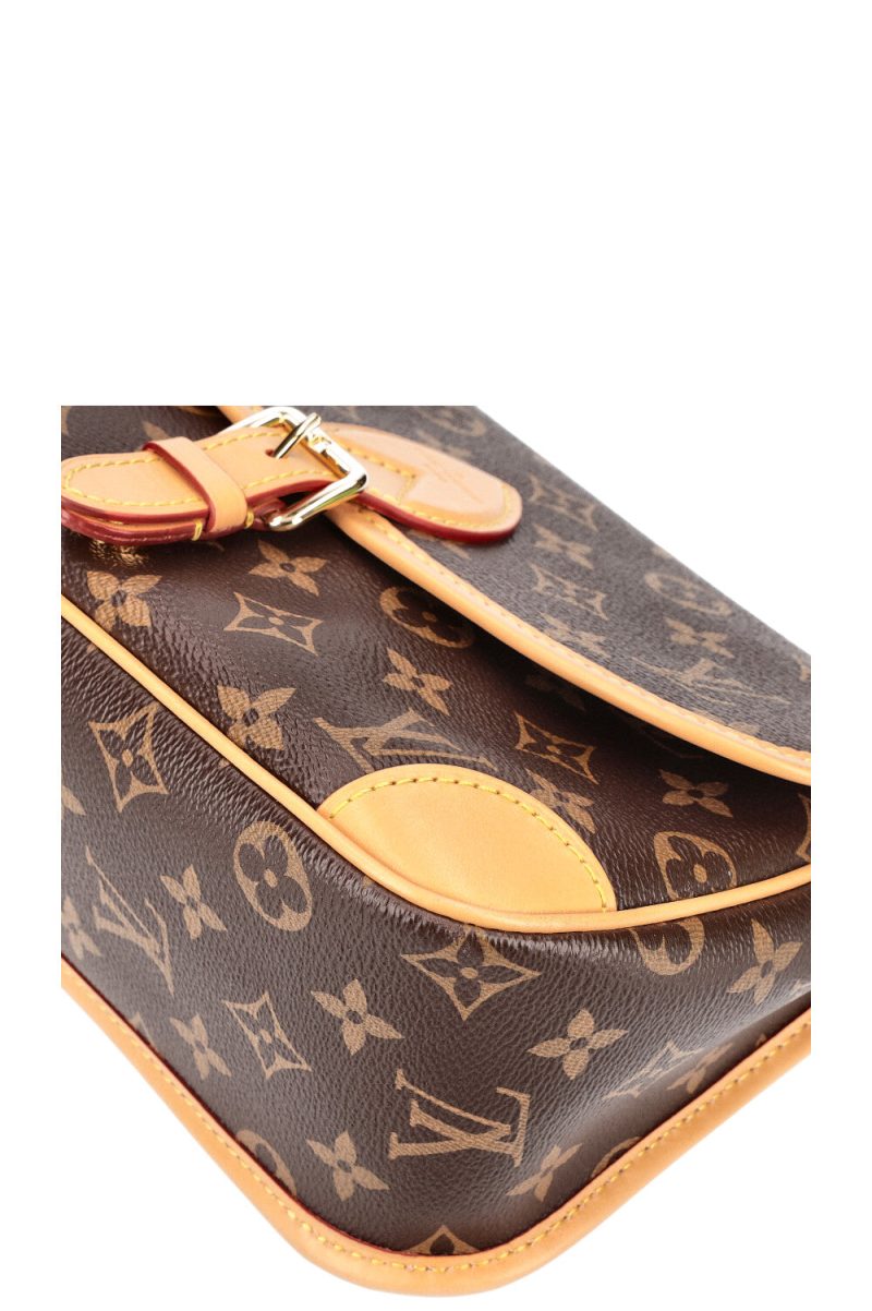 Louis Vuitton Diane NM Monogram Bag - Image 11