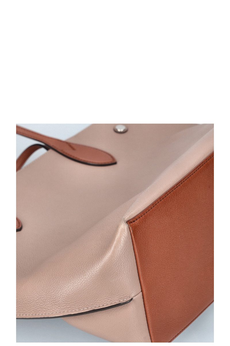 Louis Vuitton Lockme Go Tote Bag Bicolor - Image 8