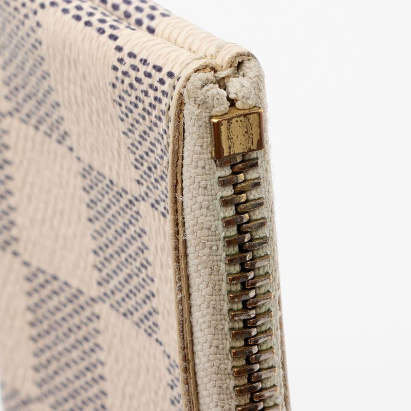Louis Vuitton Damier Azur Key Pouch - Image 8