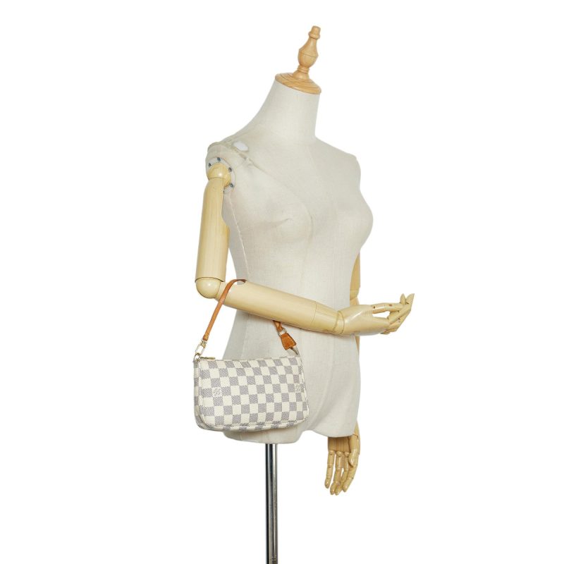 Louis Vuitton Damier Azur Pochette Accessoires (SHG-YE0zGy) - Image 4