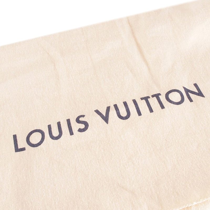 Louis Vuitton Damier Cobalt Jungle Pochette Voyage MM (SHG-GIqKlV) - Image 4
