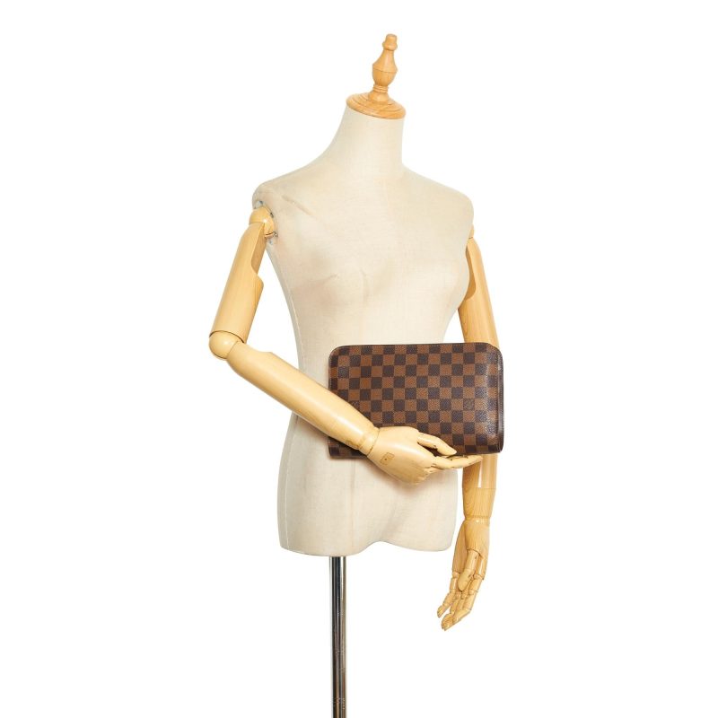Louis Vuitton Damier Ebene Pochette Saint Louis (SHG-iW4Dio) - Image 4