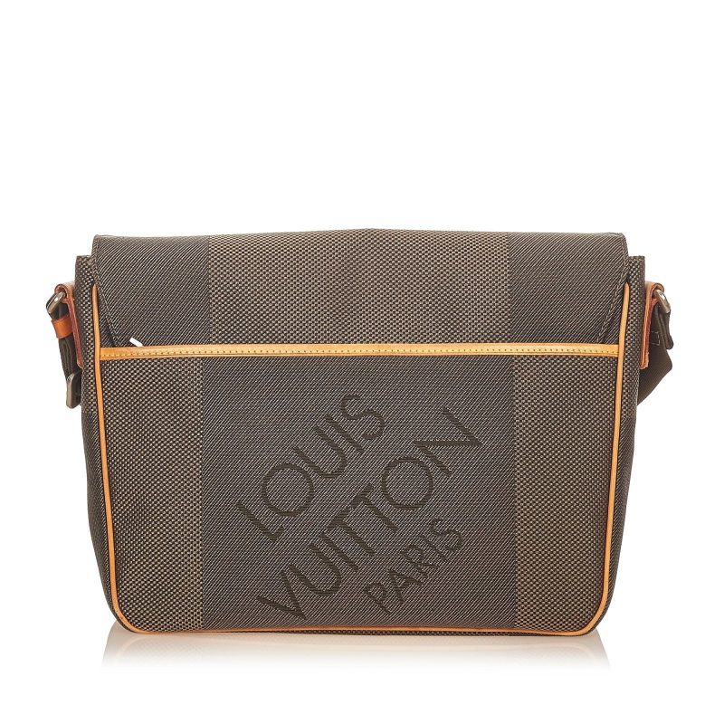 Louis Vuitton Damier Geant Terre Messenger Bag (SHG-25810) - Image 2