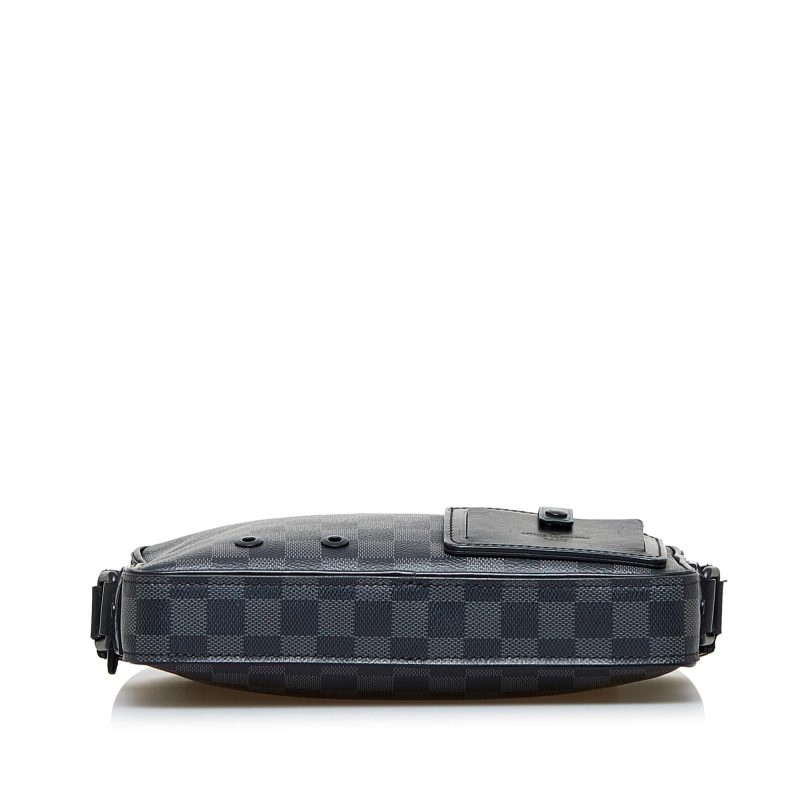 Louis Vuitton Damier Graphite Alpha Messenger Bag (SHG-tNgnbk) - Image 3