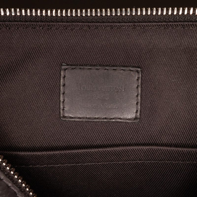 Louis Vuitton Damier Infini Discovery Messenger BB (SHG-xBkVzV) - Image 7