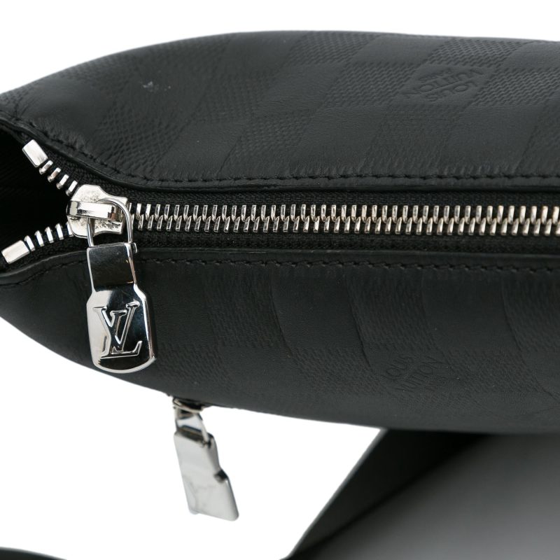 Louis Vuitton Damier Infini Discovery Messenger BB (SHG-xBkVzV) - Image 9