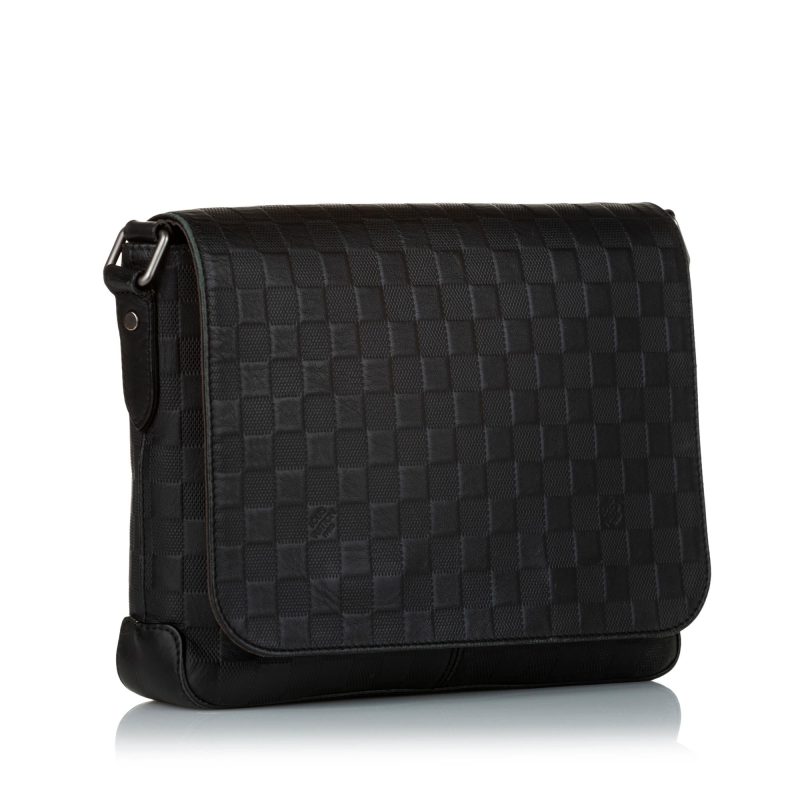 Louis Vuitton Damier Infini District MM (SHG-34786)