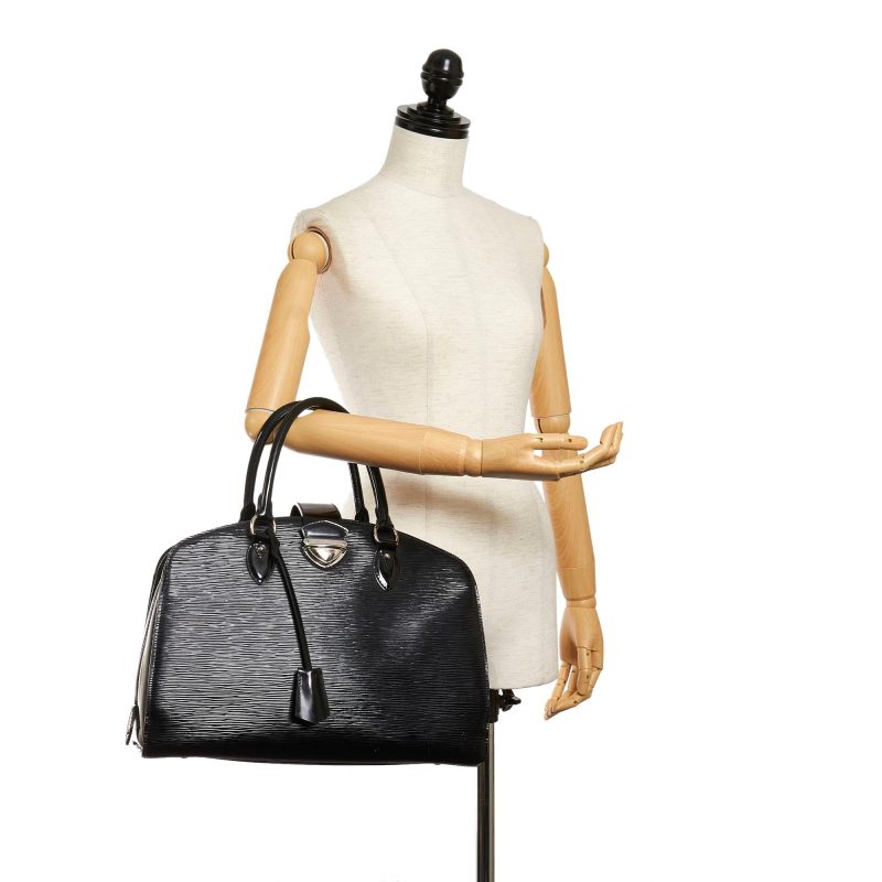 Louis Vuitton Electric Epi Pont Neuf GM (SHG-29836) - Image 4