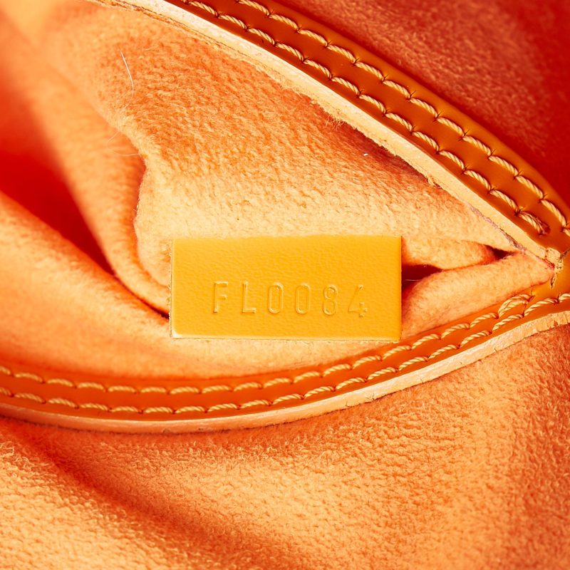 Louis Vuitton Epi Alma PM (SHG-Jd9Hwy) - Image 7