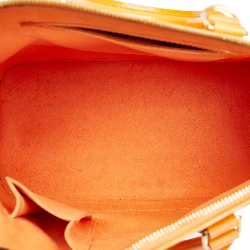 Louis Vuitton Epi Alma PM (SHG-Jd9Hwy) - Image 5