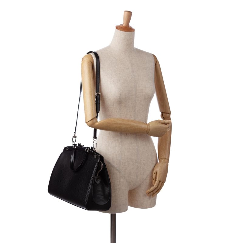 Louis Vuitton Epi Brea MM (SHG-LZxgwC) - Image 4
