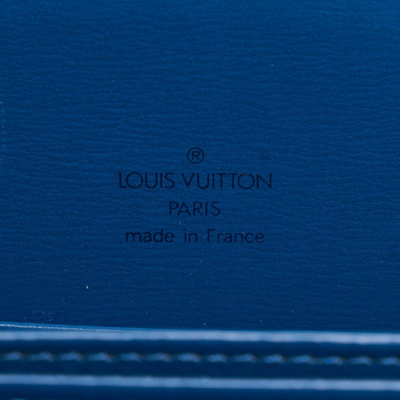 Louis Vuitton Epi Capucines (SHG-37266) - Image 7