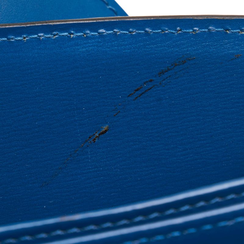 Louis Vuitton Epi Capucines (SHG-37266) - Image 10