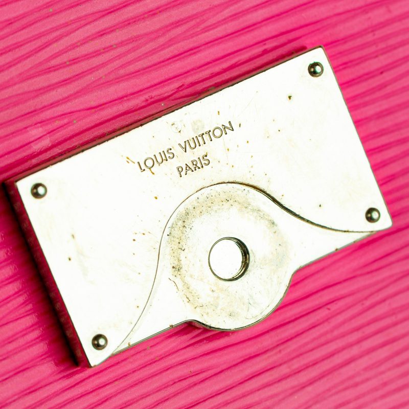 Louis Vuitton Epi Cluny BB (SHG-37668) - Image 8