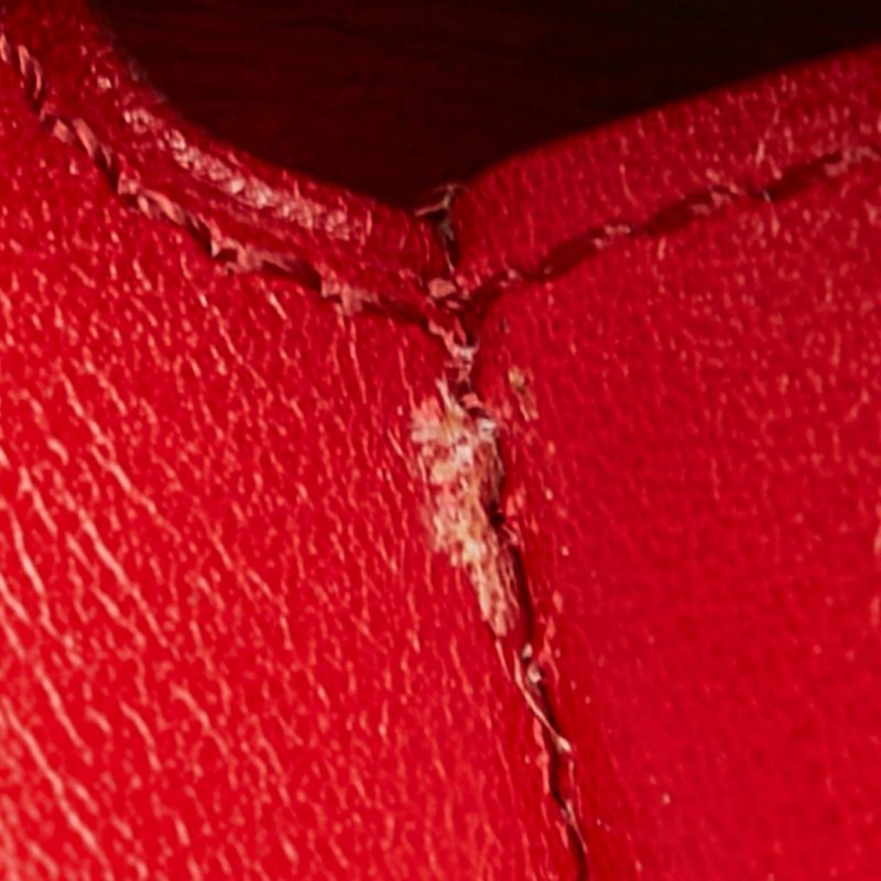Louis Vuitton Epi Coin Pouch (SHG-37863) - Image 7