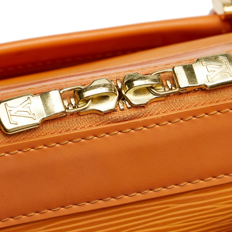 Louis Vuitton Epi Dhanura PM (SHG-0mjo5h) - Image 8