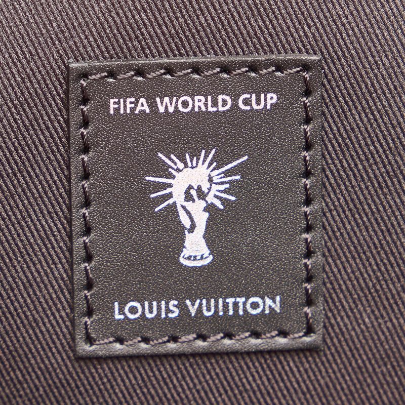 Louis Vuitton Epi FIFA World Cup Keepall Bandouliere 50 (SHG-31447) - Image 6